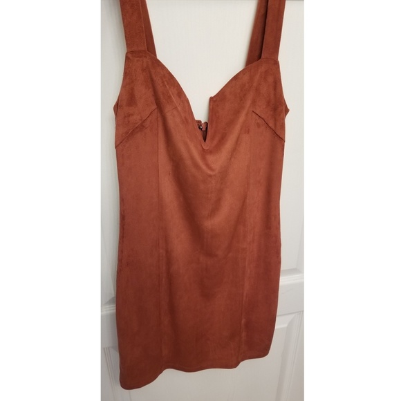 NWT V-cut Mini dress Rust Suede - Picture 2 of 4